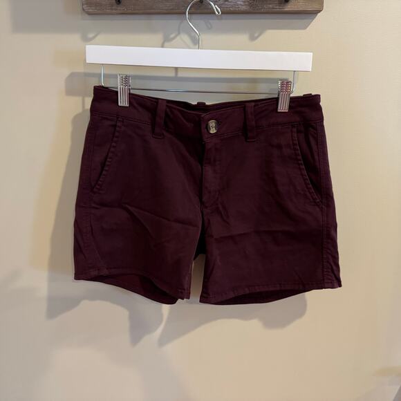 American Eagle Outfitters Maroon Super Stretch Shorts Size 6 - Picture 1 of 4